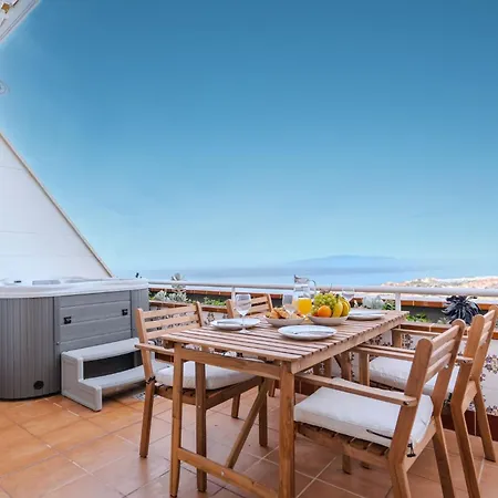 Luxurious 2-bedroom With Ocean View In Apartmán Costa Adeje (Tenerife)
