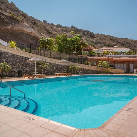Luxurious 2-bedroom With Ocean View In