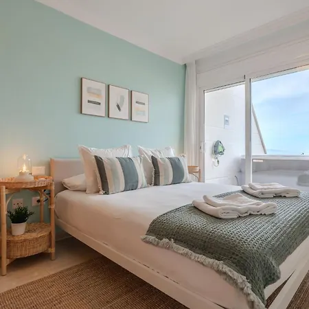 Luxurious 2-bedroom With Ocean View In *