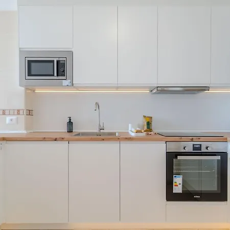 Apartment Luxurious 2-bedroom With Ocean View In Costa Adeje (Tenerife)
